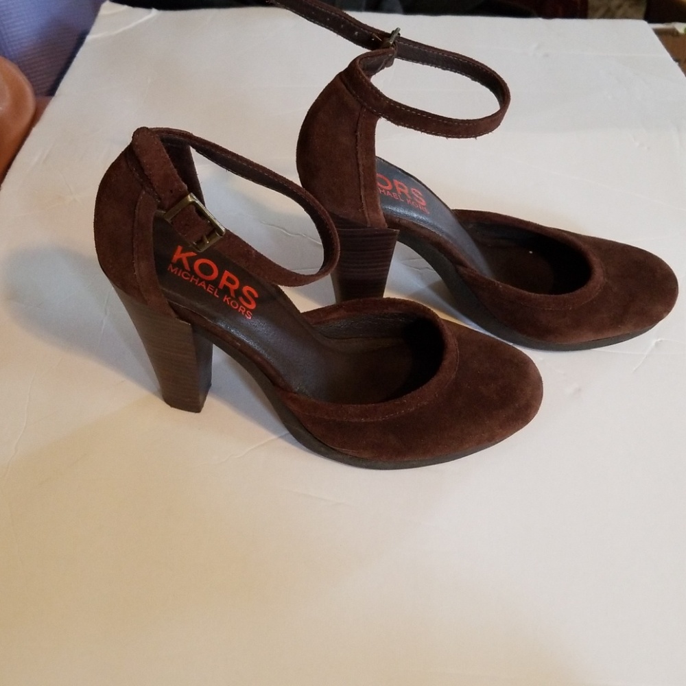 Michael kors shoes - Picture 2 of 5
